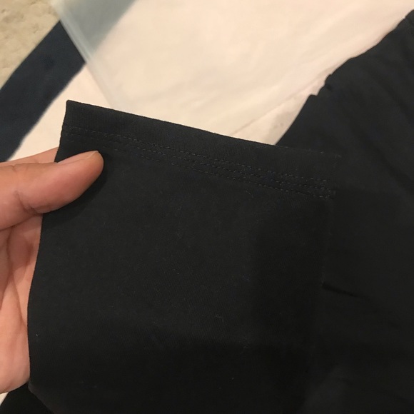 1x Peachy Scrunch Butt Leggings ESSENTIAL BLACK - Picture 6 of 9